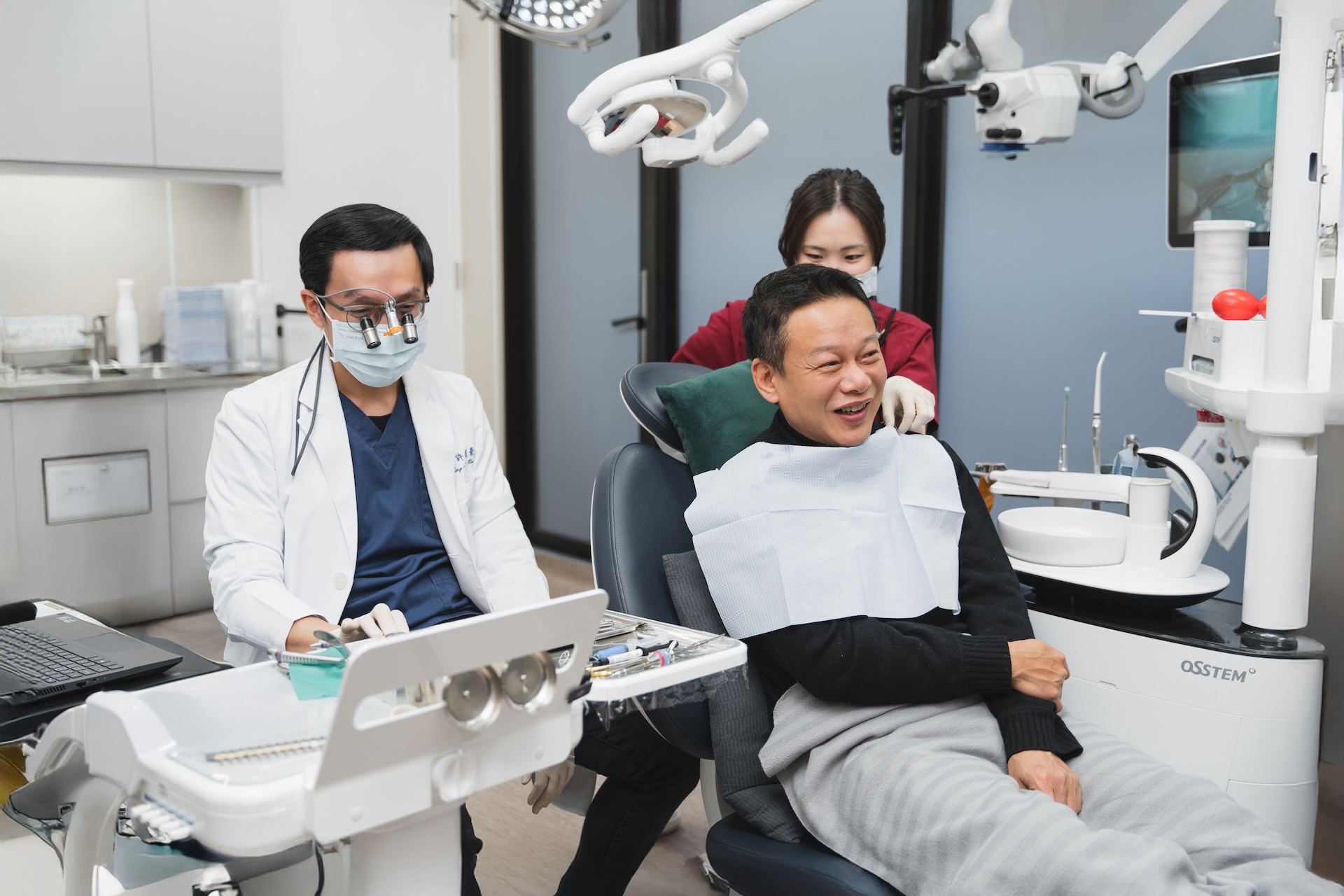 DSC03463 已修一日假牙banner