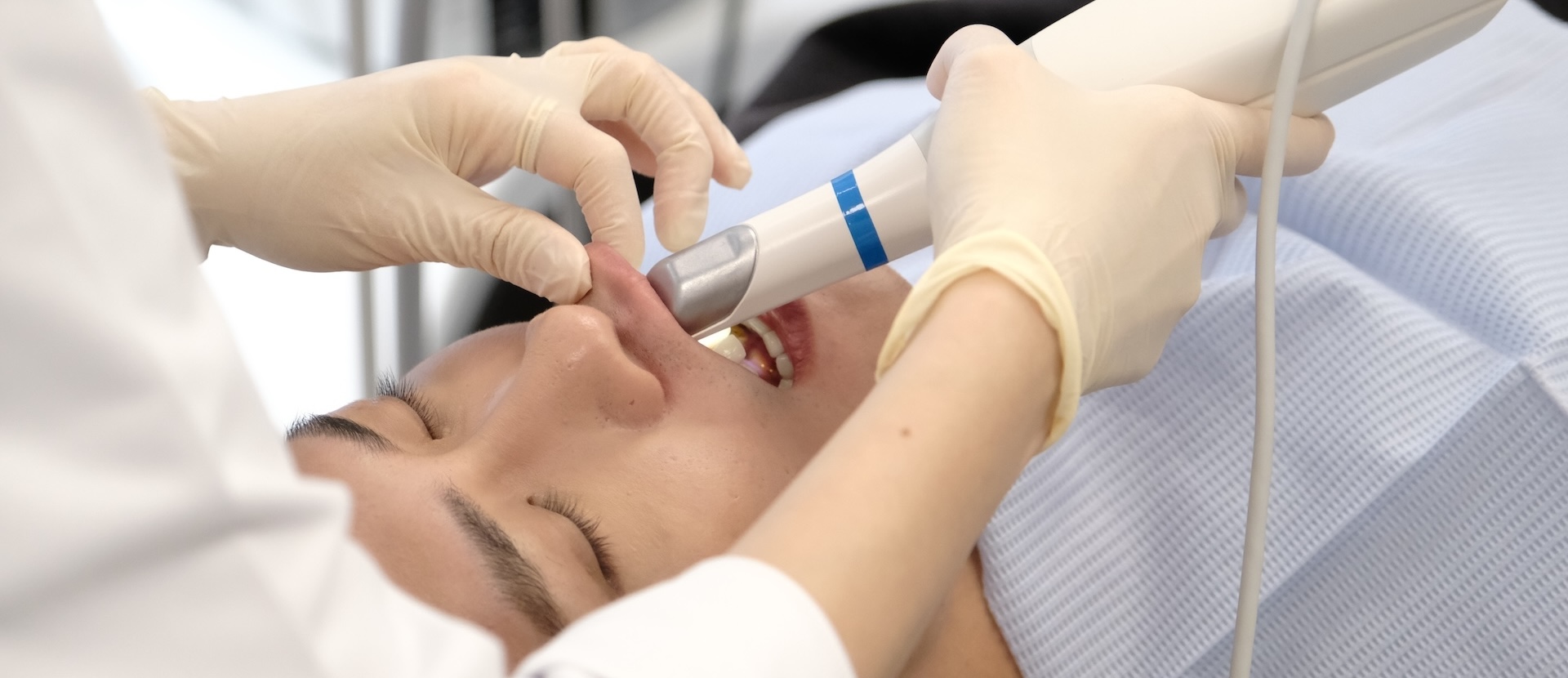 DSCF0662 一日全瓷假牙 口掃